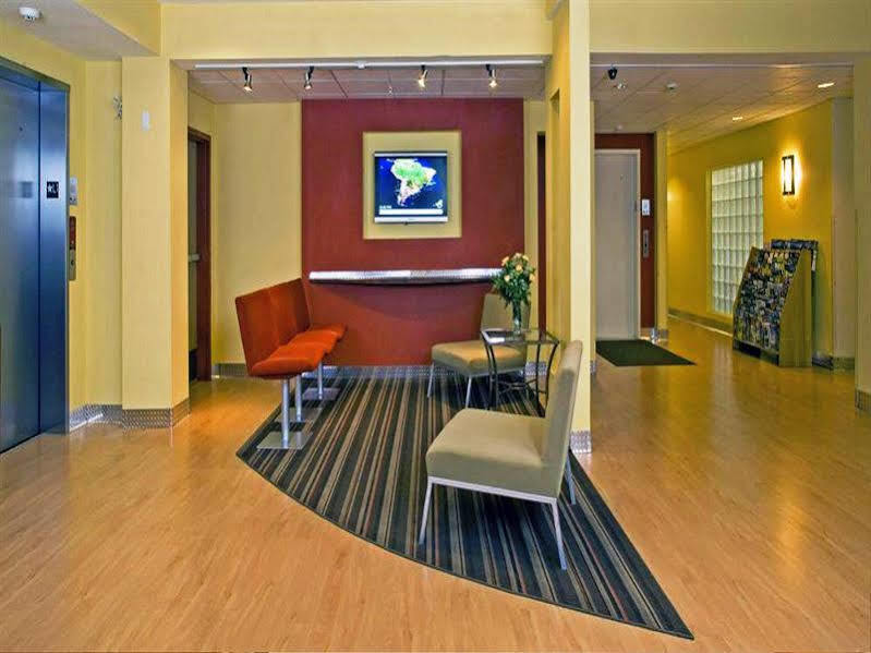 Executive Residency By Best Western Navigator Inn & Suites Евърет Екстериор снимка