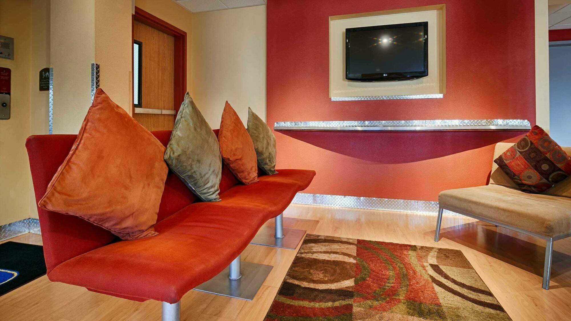 Executive Residency By Best Western Navigator Inn & Suites Евърет Екстериор снимка